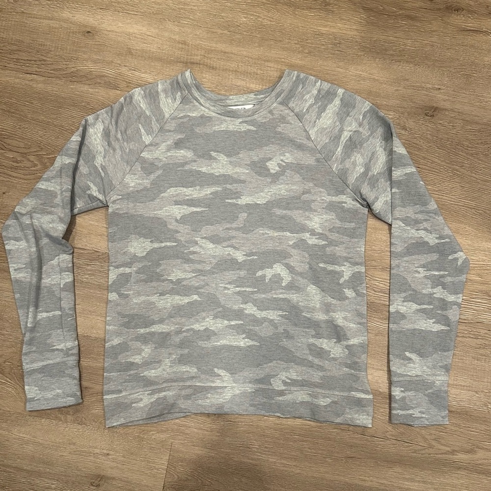 Athleta girls crew neck sweatshirt
